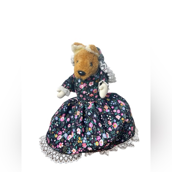 Storytime Little Red Riding Hood 3-in-1 Grandma Big Bad Wolf Plush Doll - Picture 7 of 13